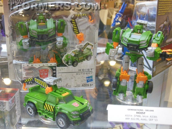 Transformers=botcon 2013 Generatations Prime Paltinum  (94 of 424)